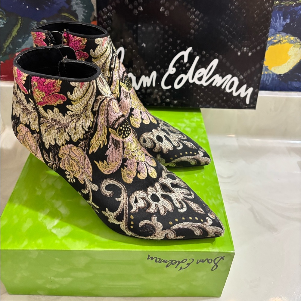 Sam Edelman Kinzey kitten heel booties. Size 9. Black metallic multi color.